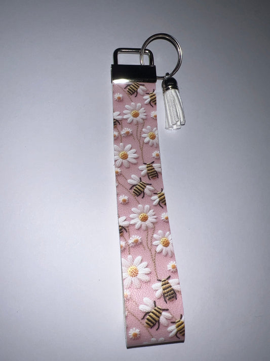 3D Bee And Daisy Keychain Wristlet